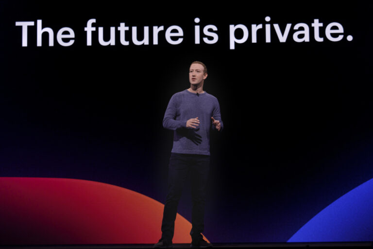 Facebook-f8