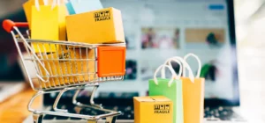 shopping wagen laptop bild header — 5 Tipps: so wappnet sich der E-Commerce gegen die Coronakrise