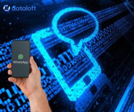 Symbolfoto für WhatsApp Phishing Smartphone Sprechblase Code